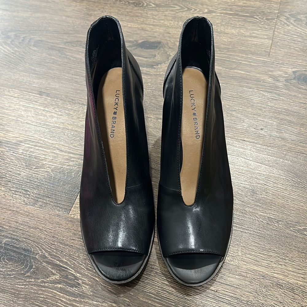 Black open toe heels